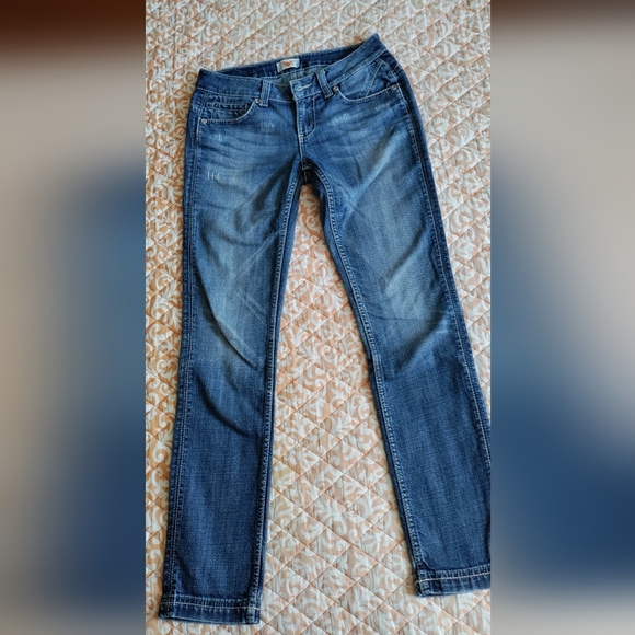 Antik Denim. Size 27. Great style!Sl distress. - Picture 2 of 3